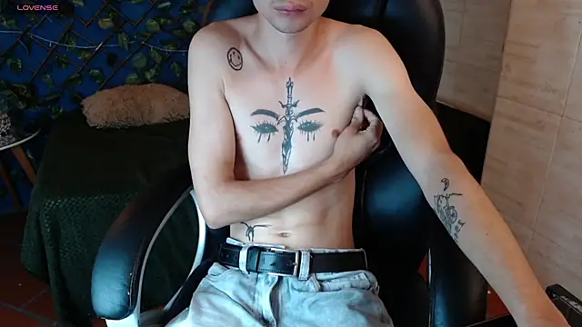 LucassSmith11 online show from January 2026 11:46:02 AM