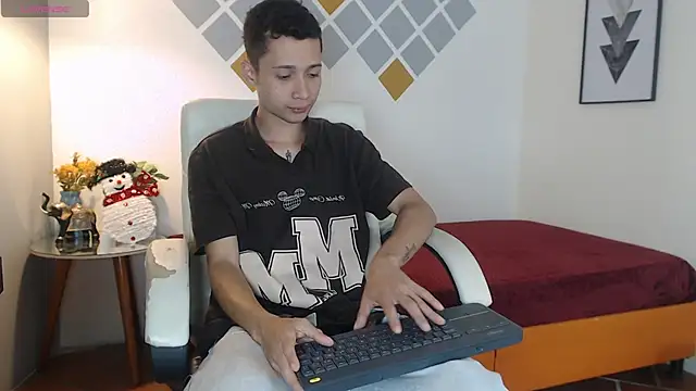 LucassSmith11 online show from February 2026 03:02:01 PM