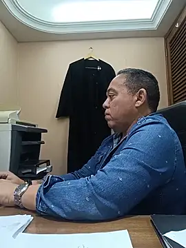 Snapshot of mayor_jjhv chatting on June 2026 03:55:02 PM mayor jjhv online show from June 2026 03:55:02 PM