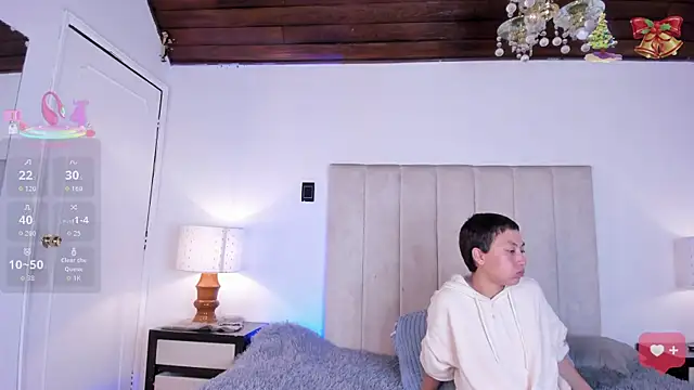 Snapshot of Brenda_Tina chatting on January 2026 07:37:02 PM Brenda Tina online show from January 2026 07:37:02 PM