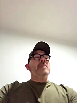 Aresal84 online show from December 2025 12:38:02 AM