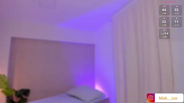 miah luv online show from February 2026 07:53:02 PM