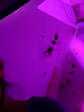 Snapshot of Emy_cutee chatting on March 2026 01:29:02 PM Emy cutee online show from March 2026 01:29:02 PM