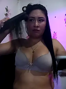 Snapshot of Emy_cutee chatting on March 2026 01:03:01 PM Emy cutee online show from March 2026 01:03:01 PM