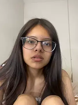 Snapshot of omifresita chatting on June 2026 08:02:01 PM omifresita online show from June 2026 08:02:01 PM