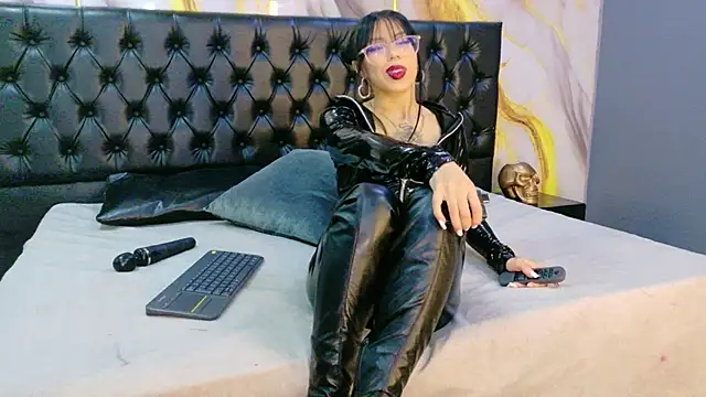 MilaDeRoux online show from March 2026 04:29:01 AM