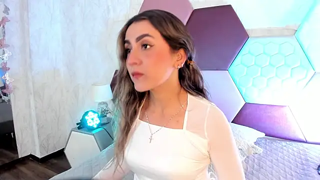 AriaRous online show from January 2026 03:47:01 PM