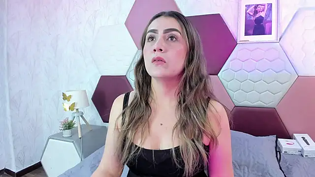 AriaRous online show from March 2026 03:28:02 PM