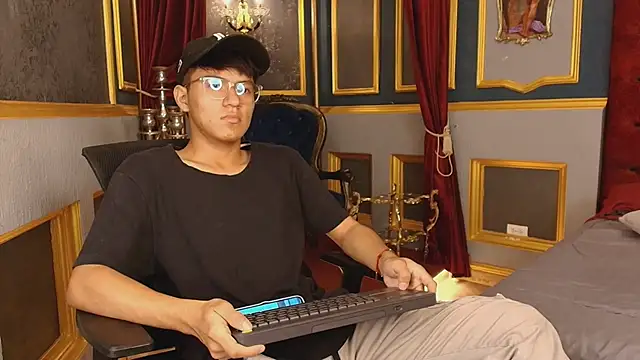 isaac grimm online show from January 2026 03:19:02 AM