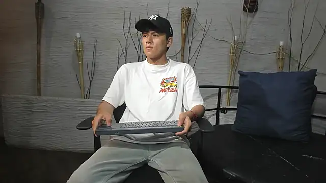 isaac grimm online show from February 2026 03:15:01 AM