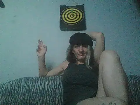 Snapshot of Maverik1313 chatting on November 2025 10:40:02 AM Maverik1313 online show from November 2025 10:40:02 AM