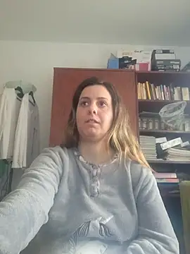 Sareyxon online show from December 2025 10:21:02 AM