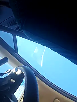 Snapshot of EiraYanovich chatting on December 2025 04:36:01 PM EiraYanovich online show from December 2025 04:36:01 PM