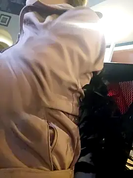 Snapshot of EiraYanovich chatting on January 2026 05:59:01 PM EiraYanovich online show from January 2026 05:59:01 PM