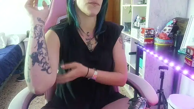 blackrose1997 online show from May 2026 03:49:01 PM