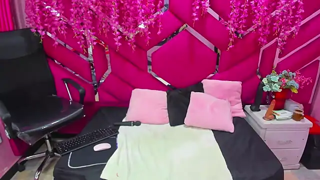 Alexa Sanz online show from February 2026 09:43:01 PM