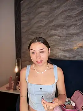 Snapshot of Mia_Luxor chatting on July 2026 11:46:02 AM Mia Luxor online show from July 2026 11:46:02 AM