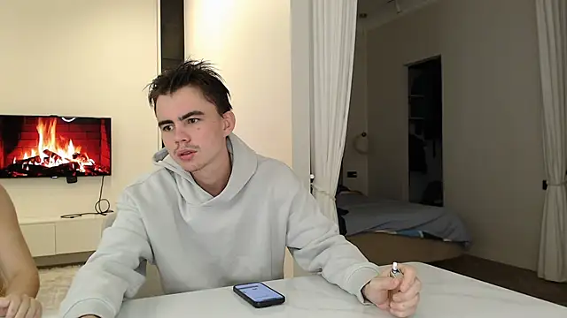 DuoLiveX online show from December 2025 05:35:02 AM