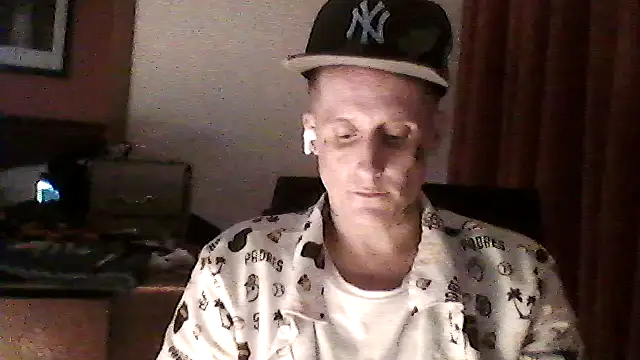 lottatoxicshyt online show from June 2026 10:06:02 AM