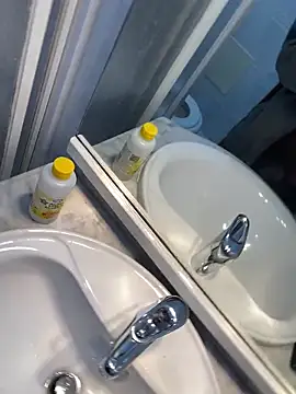 CorrectBrook76 online show from December 2025 07:19:02 PM