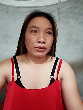 Evelyn-n online show from April 2026 12:02:02 AM