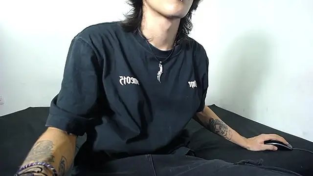 Slashot33 online show from February 2026 05:19:02 AM