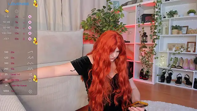 Snapshot of Amanda_Art_ chatting on December 2025 12:58:01 PM Amanda Art online show from December 2025 12:58:01 PM