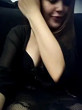 Snapshot of lunaevox chatting on November 2025 11:09:01 PM lunaevox online show from November 2025 11:09:01 PM