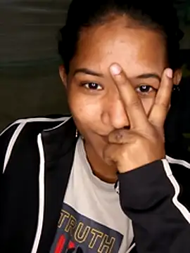 Hot Mira01 online show from December 2025 06:04:01 PM