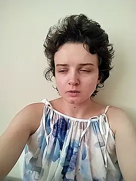 Snapshot of Amy01112 chatting on May 2026 04:25:01 PM Amy01112 online show from May 2026 04:25:01 PM