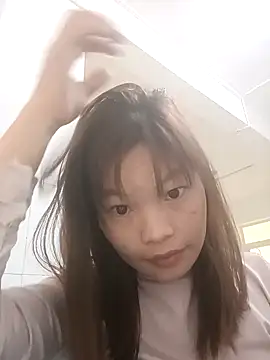 Snapshot of See-through22 chatting on December 2025 02:49:01 AM See-through22 online show from December 2025 02:49:01 AM