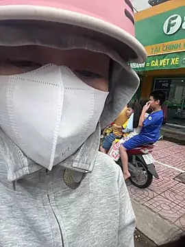 Mio Nips online show from December 2025 04:22:01 AM