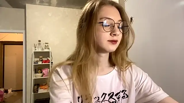 MargyDejong online show from December 2025 06:16:01 PM