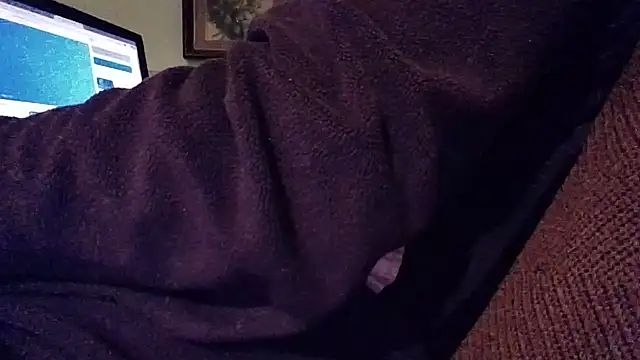 Snapshot of gatitachula93 chatting on December 2025 08:04:01 PM gatitachula93 online show from December 2025 08:04:01 PM