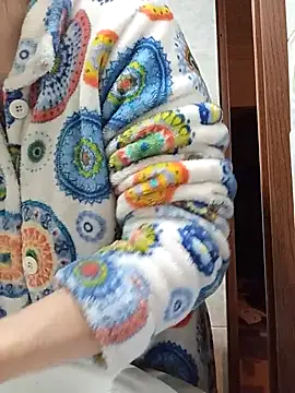 Snapshot of gatitachula93 chatting on February 2026 01:43:01 AM gatitachula93 online show from February 2026 01:43:01 AM