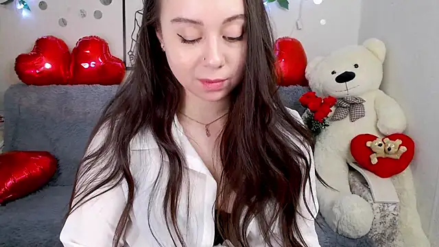 AlinaEleven online show from April 2026 12:13:02 AM