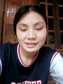 Hilary-123 online show from April 2026 03:05:01 AM