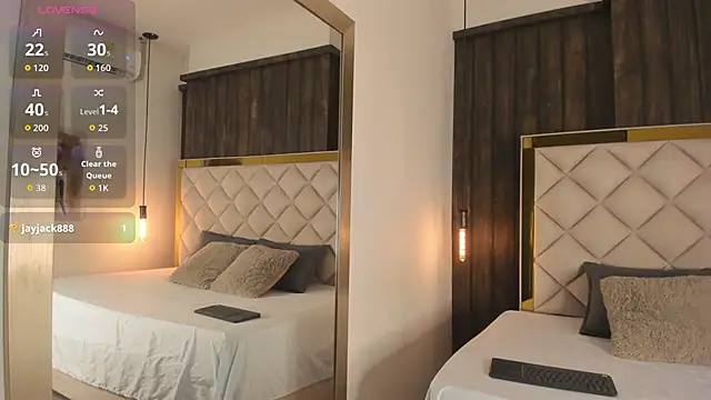 viiolet whitee online show from April 2026 01:08:02 PM