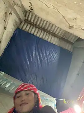 Lilik2 online show from February 2026 01:27:01 PM