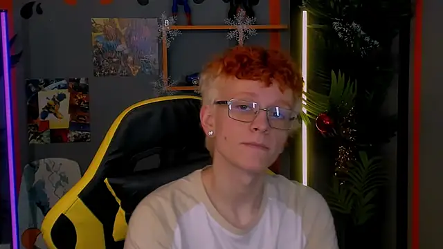 Snapshot of Ethan_Miltons chatting on December 2025 10:10:02 AM Ethan Miltons online show from December 2025 10:10:02 AM