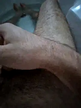 Snapshot of Loovv333 chatting on December 2025 11:04:02 AM Loovv333 online show from December 2025 11:04:02 AM