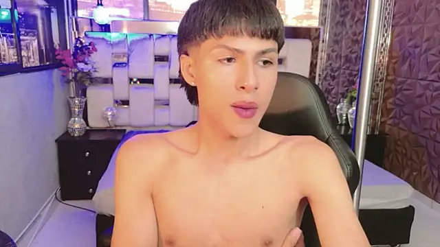 StormLuxX online show from December 2025 01:06:01 PM