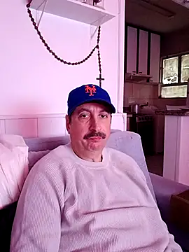 FocussedFreckle online show from March 2026 09:15:02 AM