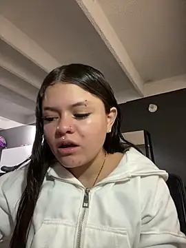 Camila Duarte2 online show from February 2026 01:54:01 PM