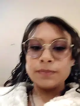 Laura Daza1 online show from February 2026 06:37:01 PM