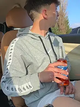 Davide9910x online show from March 2026 03:18:02 PM