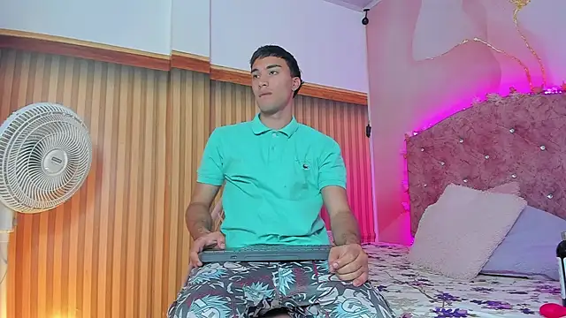 jack  baby  online show from December 2025 03:00:02 AM