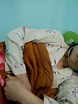 Lili-123k online show from December 2025 01:15:01 PM