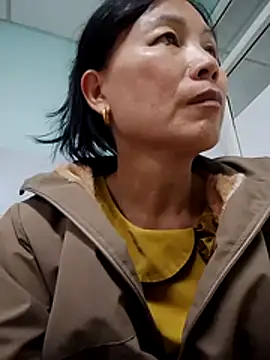 Lili-123k online show from February 2026 08:30:02 AM