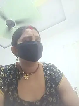 Your-shreya143 online show from February 2026 07:42:02 AM